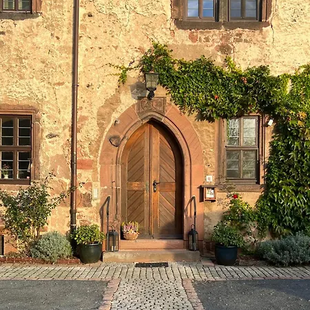 شقة Graefin Anna - Design-apartment In Der Historischen Hinterburg - Nahe Fulda Und Bad Hersfeld شليتز
