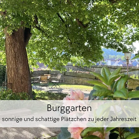 Graefin Anna - Rueckzugsort Fuer Freundetreffen In Der Historischen Hinterburg - 2 Schlafzimmer, Altstadtlage, Garten, Aufzug, Hund Willkommen Lejlighed