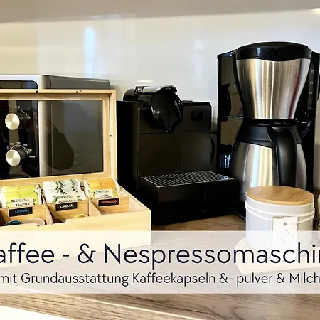 Graefin Anna - Rueckzugsort Fuer Freundetreffen In Der Historischen Hinterburg - 2 Schlafzimmer, Altstadtlage, Garten, Aufzug, Hund Willkommen *