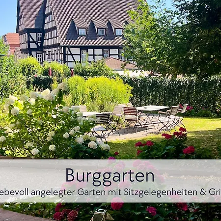 Graefin Anna - Rueckzugsort Fuer Freundetreffen In Der Historischen Hinterburg - 2 Schlafzimmer, Altstadtlage, Garten, Aufzug, Hund Willkommen