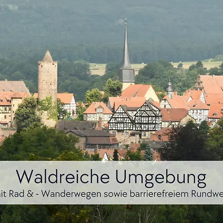 Graefin Anna - Rueckzugsort Fuer Freundetreffen In Der Historischen Hinterburg - 2 Schlafzimmer, Altstadtlage, Garten, Aufzug, Hund Willkommen * Schlitz