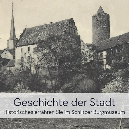 Graefin Anna - Rueckzugsort Fuer Freundetreffen In Der Historischen Hinterburg - 2 Schlafzimmer, Altstadtlage, Garten, Aufzug, Hund Willkommen Appartement Schlitz