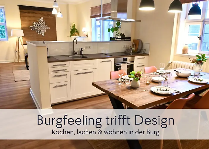 Apartman Graefin Anna - Rueckzugsort Fuer Freundetreffen In Der Historischen Hinterburg - 2 Schlafzimmer, Altstadtlage, Garten, Aufzug, Hund Willkommen