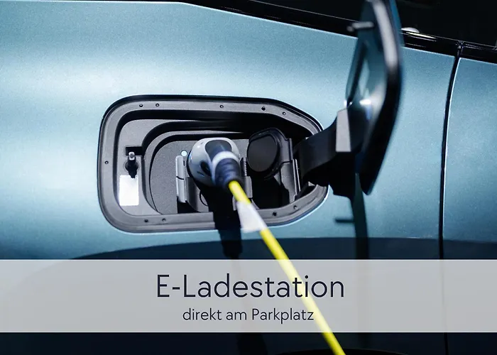 Graefin Anna - Rueckzugsort Fuer Freundetreffen In Der Historischen Hinterburg - 2 Schlafzimmer, Altstadtlage, Garten, Aufzug, Hund Willkommen * Schlitz