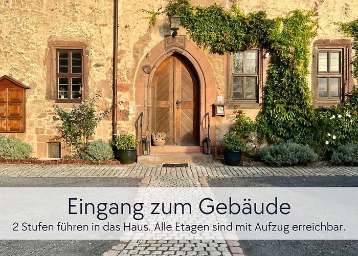 Graefin Anna - Rueckzugsort Fuer Freundetreffen In Der Historischen Hinterburg - 2 Schlafzimmer, Altstadtlage, Garten, Aufzug, Hund Willkommen *