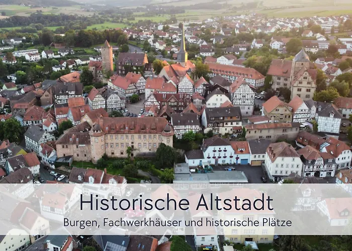 Graefin Anna - Rueckzugsort Fuer Freundetreffen In Der Historischen Hinterburg - 2 Schlafzimmer, Altstadtlage, Garten, Aufzug, Hund Willkommen Schlitz